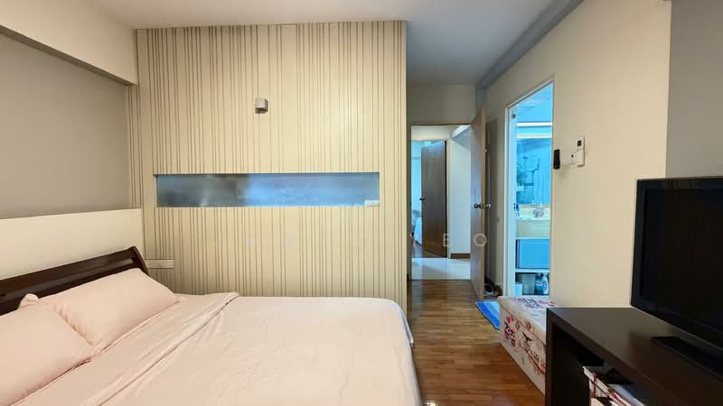 987D Jurong West Street 93, 987D Jurong West Street 93, 3 Bedrooms, 1,206 sqft, HDB Flat For Sale, by James Yeo, 500207085 - Bedroom - PropertyGuru.com.sg