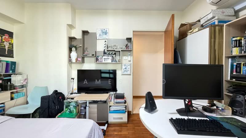 987D Jurong West Street 93, 987D Jurong West Street 93, 3 Bedrooms, 1,206 sqft, HDB Flat For Sale, by James Yeo, 500207085 - Study - PropertyGuru.com.sg