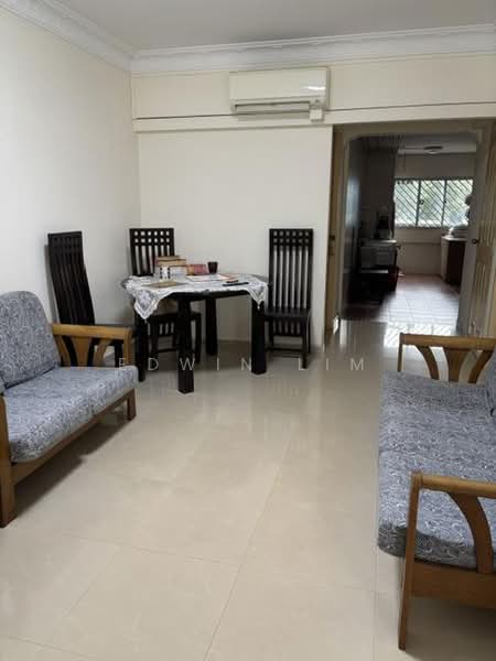 282 Tampines Street 22, 282 Tampines Street 22, 2 Bedrooms, 796 sqft, HDB Flat For Sale, by Edwin Lim, 500207092 - Living Room - PropertyGuru.com.sg