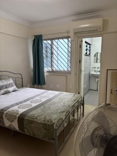 282 Tampines Street 22, 282 Tampines Street 22, 2 Bedrooms, 796 sqft, HDB Flat For Sale, by Edwin Lim, 500207092 - Bedroom - PropertyGuru.com.sg