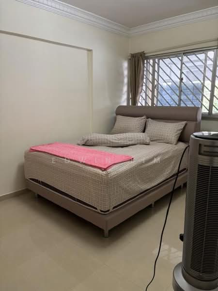 282 Tampines Street 22, 282 Tampines Street 22, 2 Bedrooms, 796 sqft, HDB Flat For Sale, by Edwin Lim, 500207092 - Bedroom - PropertyGuru.com.sg
