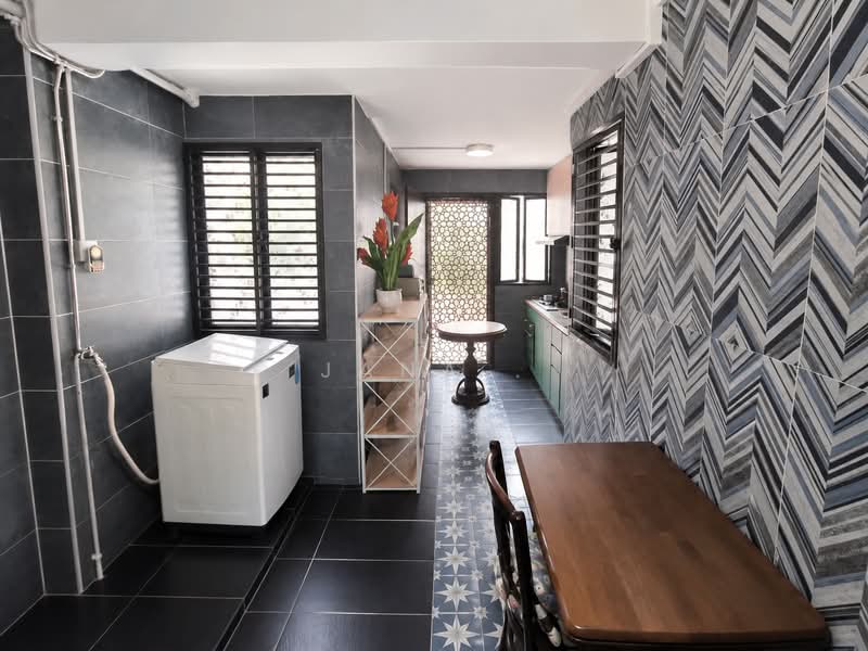 30 Balam Road, 30 Balam Road, 2 Bedrooms, 614 sqft, HDB Flat For Sale, by Jana ., 500207101 - Kitchen - PropertyGuru.com.sg