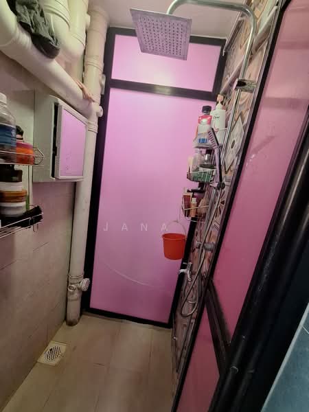 30 Balam Road, 30 Balam Road, 2 Bedrooms, 614 sqft, HDB Flat For Sale, by Jana ., 500207101 - Bathroom - PropertyGuru.com.sg