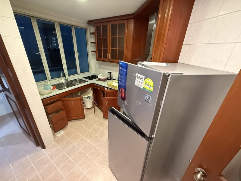 Northoaks, 20 Woodlands Cresent, 3 Bedrooms, 1,292 sqft, Condominium For Rent, by Tony Kwek, 500207109 - Kitchen - PropertyGuru.com.sg