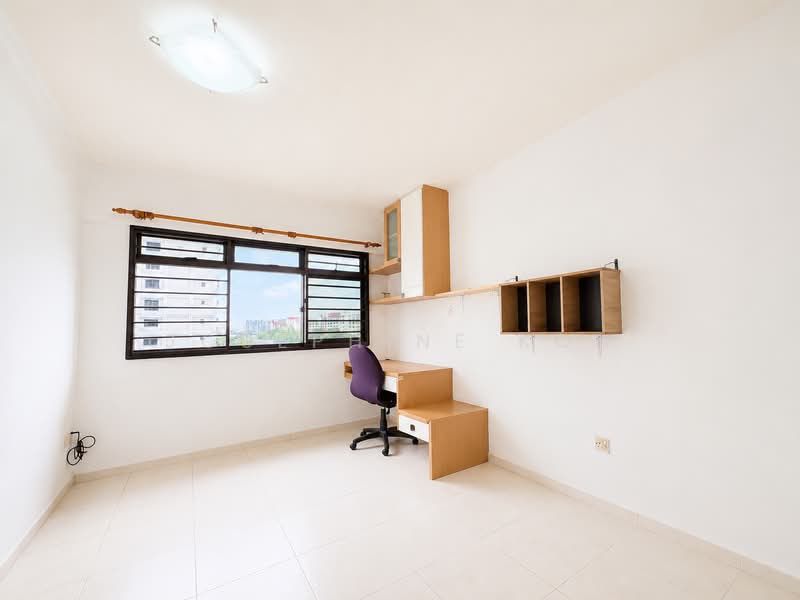 689B Choa Chu Kang Drive, 689B Choa Chu Kang Drive, 3 Bedrooms, 1,184 sqft, HDB Flat For Sale, by Josephine Koh, 500207115 - Study - PropertyGuru.com.sg