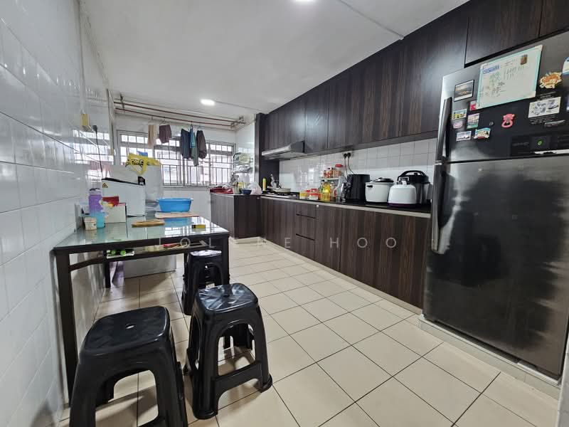 Blk 234 Yishun street 21, , 4 Bedrooms, 1,442 sqft, HDB Flat For Rent, by Jolene Hoo, 500207118 - Kitchen - PropertyGuru.com.sg