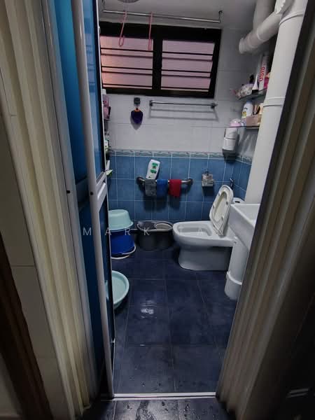 26 Teck Whye Lane, 26 Teck Whye Lane, 3 Bedrooms, 1,065 sqft, HDB Flat For Sale, by Mark Tan, 500207131 - Bathroom - PropertyGuru.com.sg