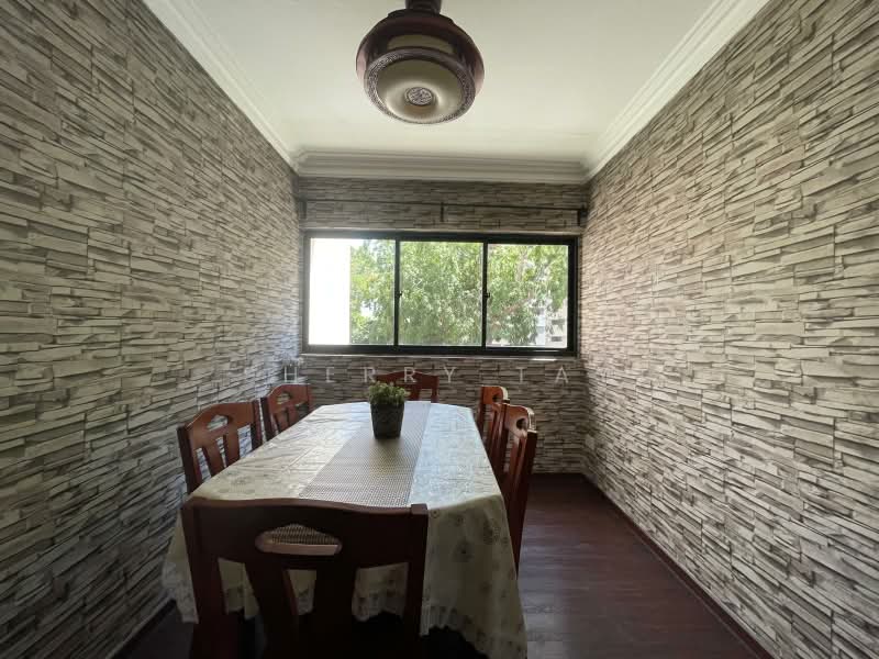 Neptune Court, 1 Marine Vista, 3 Bedrooms, 1,270 sqft, Apartment For Rent, by Sherry Tay, 500207147 - Dining Room - PropertyGuru.com.sg