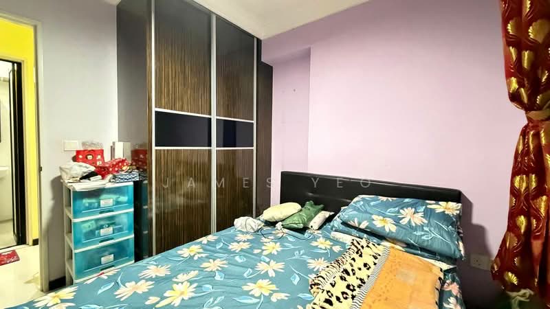573A Woodlands Glen, 573A Woodlands Drive 16, 2 Bedrooms, 731 sqft, HDB Flat For Sale, by James Yeo, 500207158 - Bedroom - PropertyGuru.com.sg
