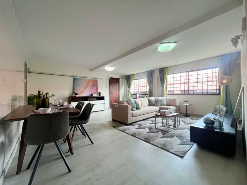 253 Yishun Ring Road, 253 Yishun Ring Road, 3 Bedrooms, 1,119 sqft, HDB Flat For Sale, by Yuna Lim, 500207167 - Living Room - PropertyGuru.com.sg
