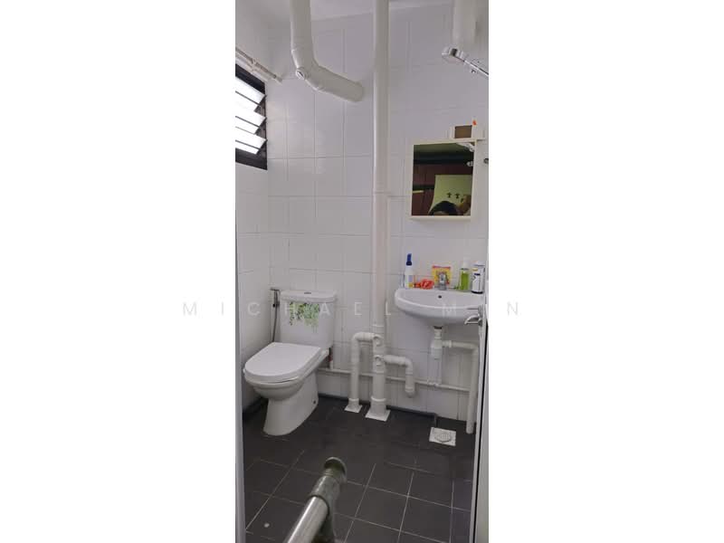 147 Yishun Street 11, 147 Yishun Street 11, Room Rental, 150 sqft, HDB Flat For Rent, by Michael Min, 500207172 - Bathroom - PropertyGuru.com.sg