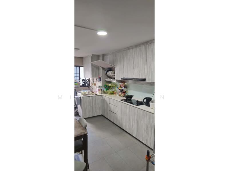 147 Yishun Street 11, 147 Yishun Street 11, Room Rental, 150 sqft, HDB Flat For Rent, by Michael Min, 500207172 - Kitchen - PropertyGuru.com.sg