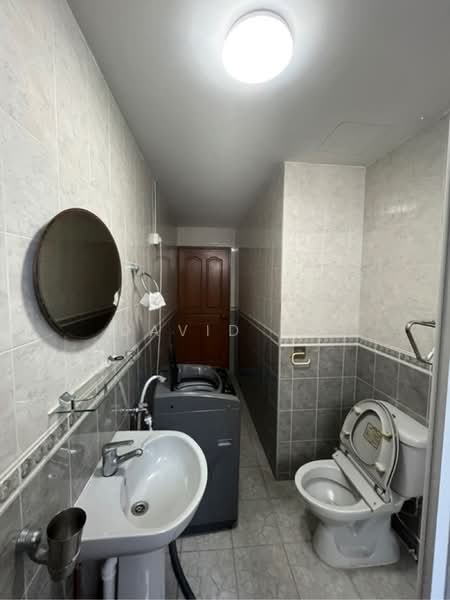 Elizabeth Tower, 14 Mount Elizabeth, Room Rental, 220 sqft, Condominium For Rent, by David Yu, 500207179 - PropertyGuru.com.sg