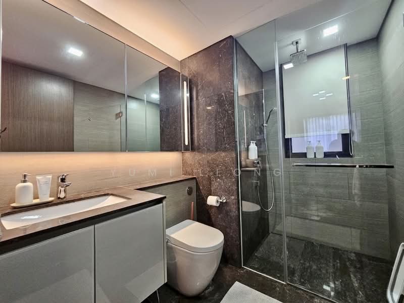 Parc Esta, 822 Sims Avenue, 3 Bedrooms, 840 sqft, Condominium For Sale, by Yumi Leong, 500207183 - Bathroom - PropertyGuru.com.sg