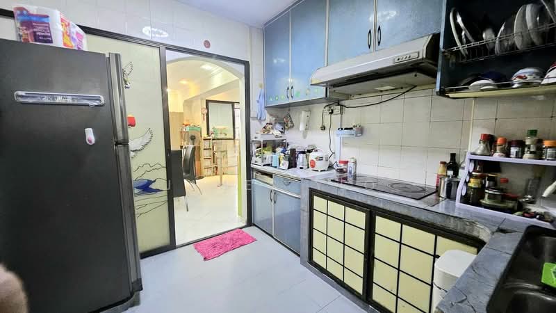 944 Hougang Street 92, 944 Hougang Street 92, 3 Bedrooms, 1,291 sqft, HDB Flat For Sale, by James Yeo, 500207184 - Kitchen - PropertyGuru.com.sg