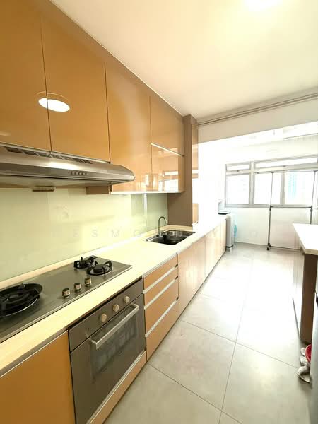 228 Bishan Street 23, 228 Bishan Street 23, 3 Bedrooms, 1,119 sqft, HDB Flat For Sale, by Desmond Yeo, 500207204 - Kitchen - PropertyGuru.com.sg