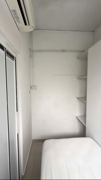 Cheap Bedroom near Sixth Ave MRT, Eng Neo Ave, Room Rental, 50 sqft, Apartment For Rent, by Alan Tsui 徐先生, 500207205 - Bedroom - PropertyGuru.com.sg