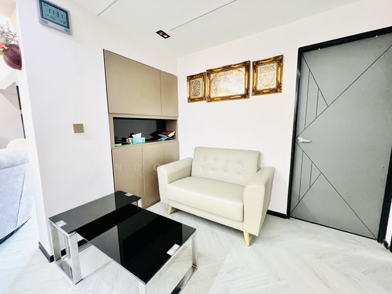 332 Tampines Street 32, 332 Tampines Street 32, 4 Bedrooms, 1,583 sqft, HDB Flat For Sale, by Noor Deen, 500207208 - Cosy Area Next to Dining - PropertyGuru.com.sg