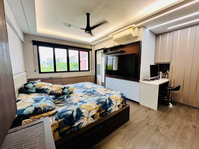 332 Tampines Street 32, 332 Tampines Street 32, 4 Bedrooms, 1,583 sqft, HDB Flat For Sale, by Noor Deen, 500207208 - Master Bedroom - PropertyGuru.com.sg