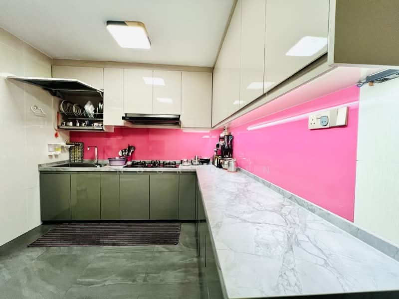332 Tampines Street 32, 332 Tampines Street 32, 4 Bedrooms, 1,583 sqft, HDB Flat For Sale, by Noor Deen, 500207208 - Kitchen - PropertyGuru.com.sg