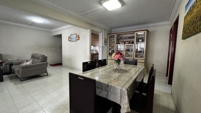 190 Bishan Street 13, 190 Bishan Street 13, 3 Bedrooms, 1,302 sqft, HDB Flat For Sale, by Li Lin, 500207210 - Living Room - PropertyGuru.com.sg