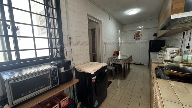 190 Bishan Street 13, 190 Bishan Street 13, 3 Bedrooms, 1,302 sqft, HDB Flat For Sale, by Li Lin, 500207210 - Kitchen - PropertyGuru.com.sg