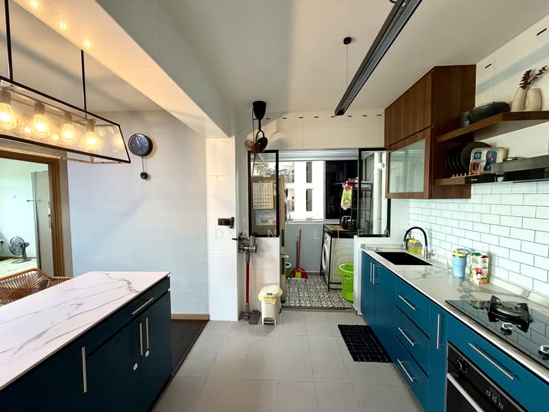 421B Northshore Drive, 421B Northshore Drive, 3 Bedrooms, 1,001 sqft, HDB Flat For Sale, by Jordan Liew, 500207221 - Kitchen - PropertyGuru.com.sg
