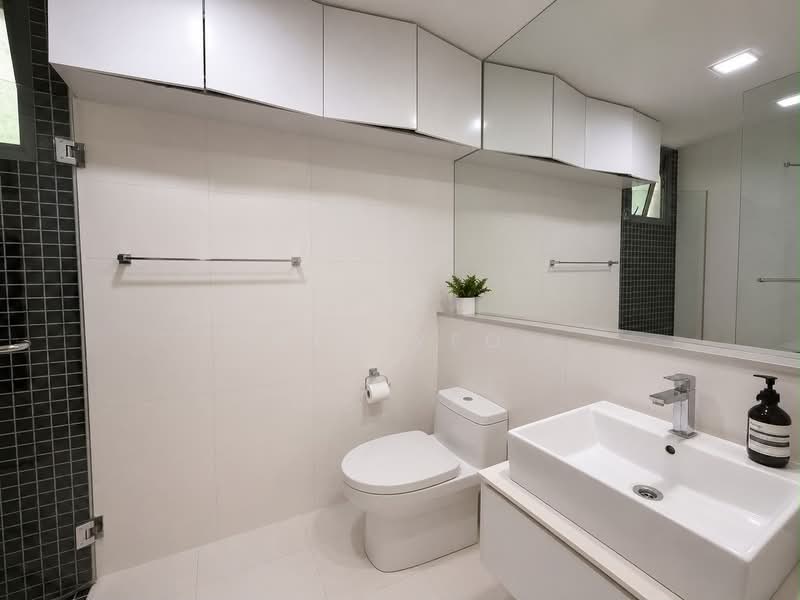 Ferraria Park Condo, 12 Flora Drive, 3 Bedrooms, 1,324 sqft, Condominium For Rent, by Ben Yeo, 500207235 - Bathroom - PropertyGuru.com.sg