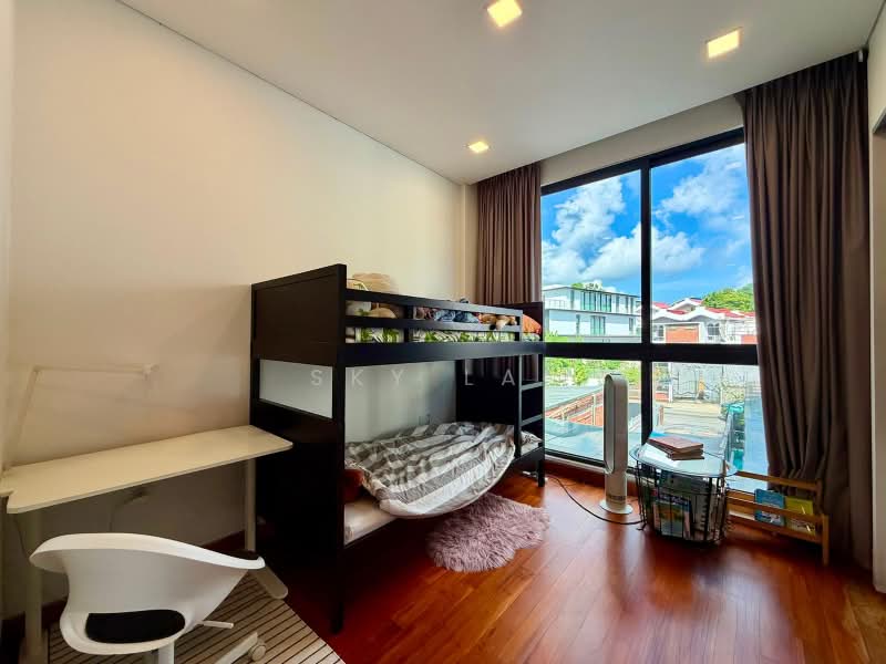 Dyson Road, Dyson road, 5 Bedrooms, 4,633 sqft, Semi-Detached House For Sale, by Sky Lai, 500207240 - Bedroom - PropertyGuru.com.sg