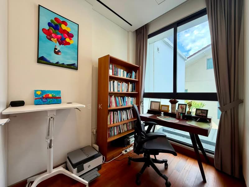 Dyson Road, Dyson road, 5 Bedrooms, 4,633 sqft, Semi-Detached House For Sale, by Sky Lai, 500207240 - Study - PropertyGuru.com.sg