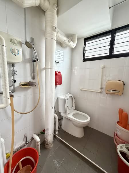 107 Yishun Ring Road, 107 Yishun Ring Road, Room Rental, 200 sqft, HDB Flat For Rent, by Jordan Liew, 500207241 - Bathroom - PropertyGuru.com.sg