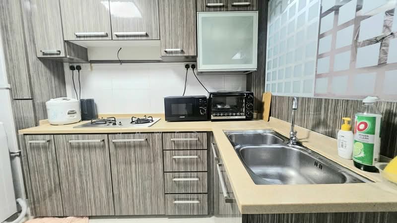 91 Paya Lebar Way, 91 Paya Lebar Way, 2 Bedrooms, 721 sqft, HDB Flat For Sale, by James Yeo, 500207258 - Kitchen - PropertyGuru.com.sg