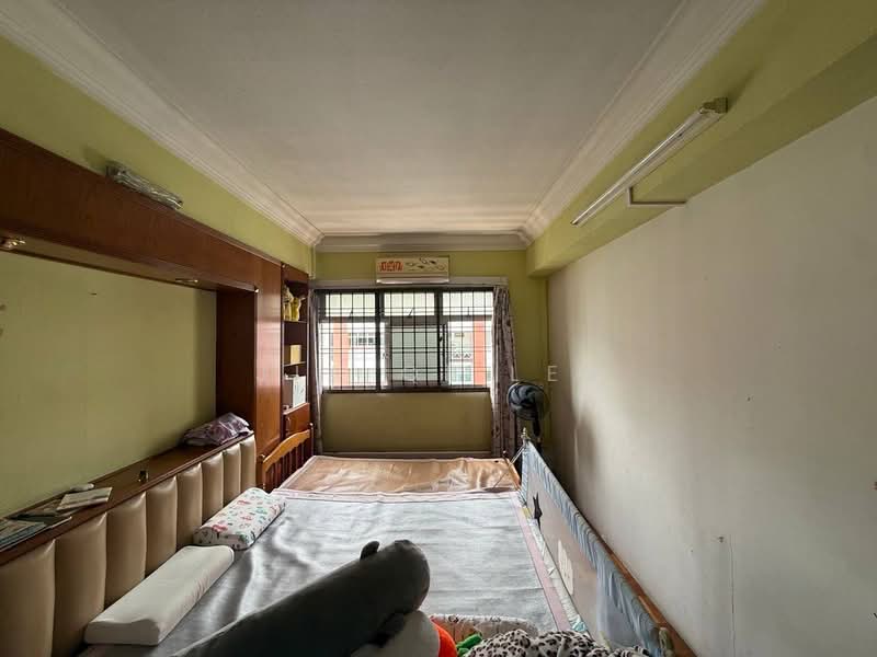 826 Woodlands Street 81, 826 Woodlands Street 81, 5 Bedrooms, 1,410 sqft, HDB Flat For Sale, by Jia Qi Lee, 500207267 - Bedroom - PropertyGuru.com.sg