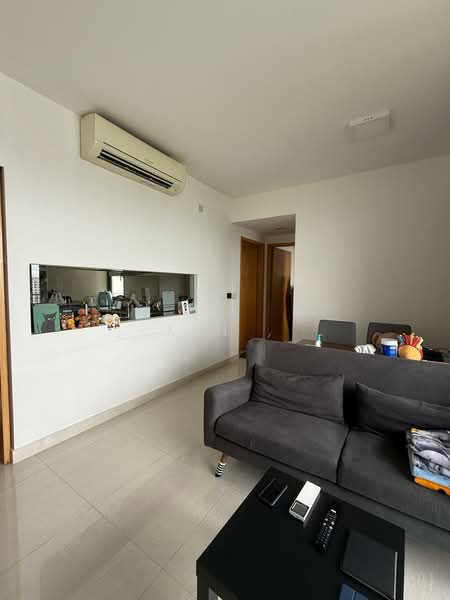 La Fiesta, 58 Sengkang Square, 2 Bedrooms, 753 sqft, Condominium For Rent, by Kin ,, 500207275 - Living Room - PropertyGuru.com.sg