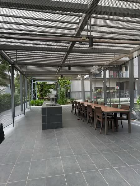 La Fiesta, 58 Sengkang Square, 2 Bedrooms, 753 sqft, Condominium For Rent, by Kin ,, 500207275 - Exterior - PropertyGuru.com.sg