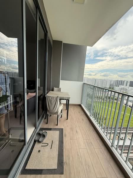 La Fiesta, 58 Sengkang Square, 2 Bedrooms, 753 sqft, Condominium For Rent, by Kin ,, 500207275 - Balcony - PropertyGuru.com.sg