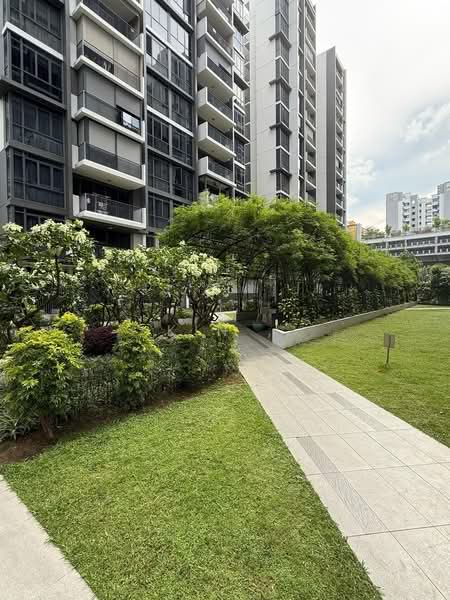 La Fiesta, 58 Sengkang Square, 2 Bedrooms, 753 sqft, Condominium For Rent, by Kin ,, 500207275 - Exterior - PropertyGuru.com.sg