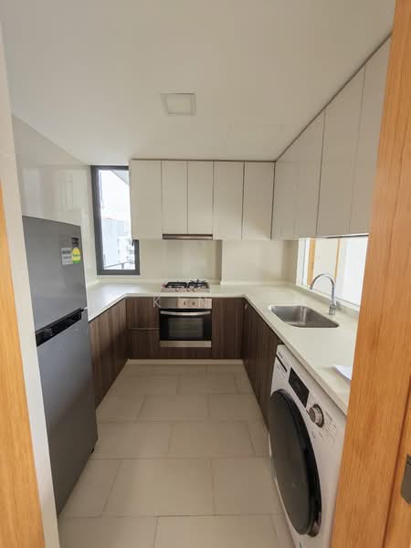 La Fiesta, 58 Sengkang Square, 2 Bedrooms, 753 sqft, Condominium For Rent, by Kin ,, 500207275 - Kitchen - PropertyGuru.com.sg
