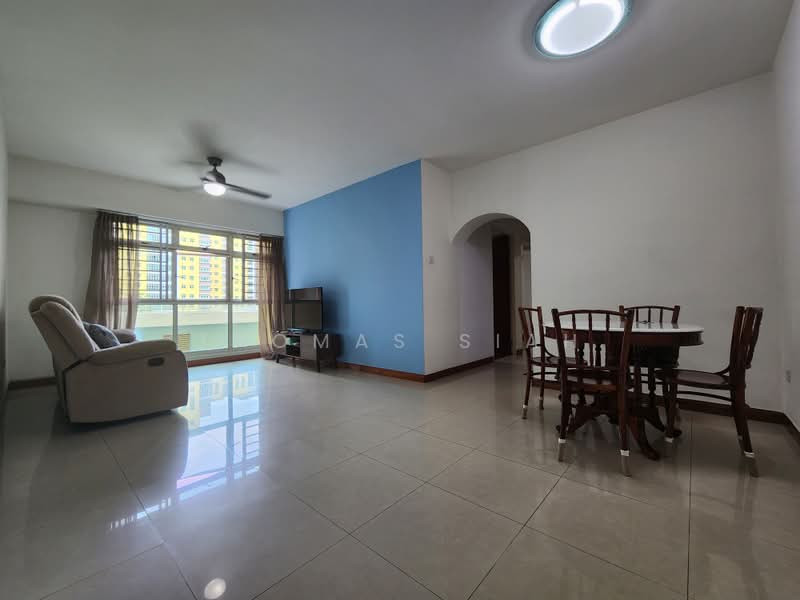 651 Punggol Central, 651 Punggol Central, Room Rental, 200 sqft, HDB Flat For Rent, by Thomas Siah, 500207285 - Living Room - PropertyGuru.com.sg