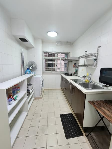 651 Punggol Central, 651 Punggol Central, Room Rental, 200 sqft, HDB Flat For Rent, by Thomas Siah, 500207285 - Kitchen - PropertyGuru.com.sg