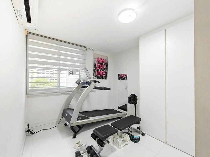 239 Serangoon Avenue 2, 239 Serangoon Avenue 2, 3 Bedrooms, 904 sqft, HDB Flat For Sale, by James Yeo, 500207293 - Gym - PropertyGuru.com.sg