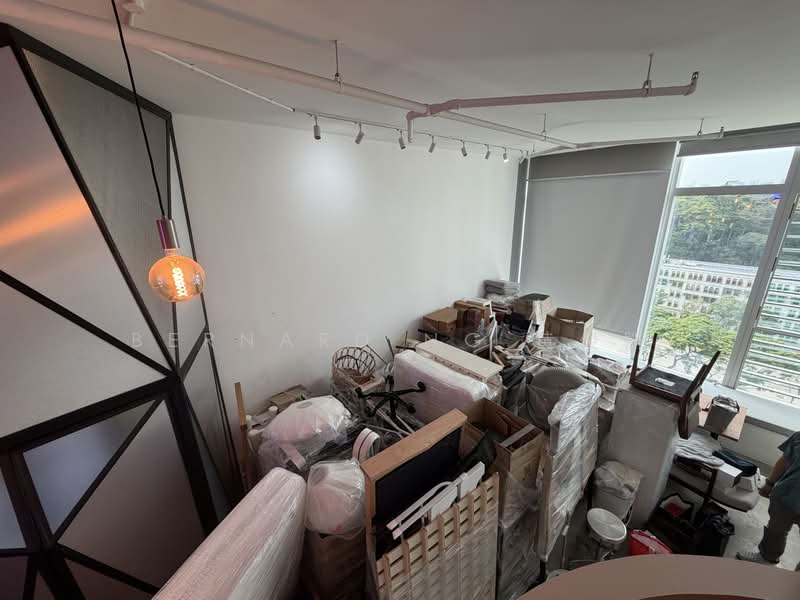 The Central, 6 Eu Tong Sen Street, 614 sqft, Office For Sale, by Bernard Ng 黄俊凯, 500207294 - Interior - CommercialGuru.com.sg