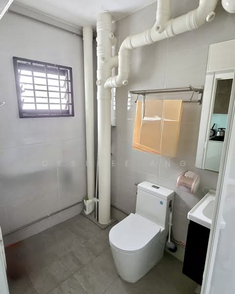 300 Canberra Road, 300 Canberra Road, Room Rental, 150 sqft, HDB Flat For Rent, by Desiree Ang, 500207307 - Bathroom - PropertyGuru.com.sg