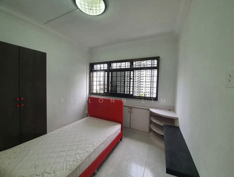 604 Senja Road, 604 Senja Road, 3 Bedrooms, 1,065 sqft, HDB Flat For Rent, by Yi Long Lim, 500207308 - Bedroom 2 - PropertyGuru.com.sg