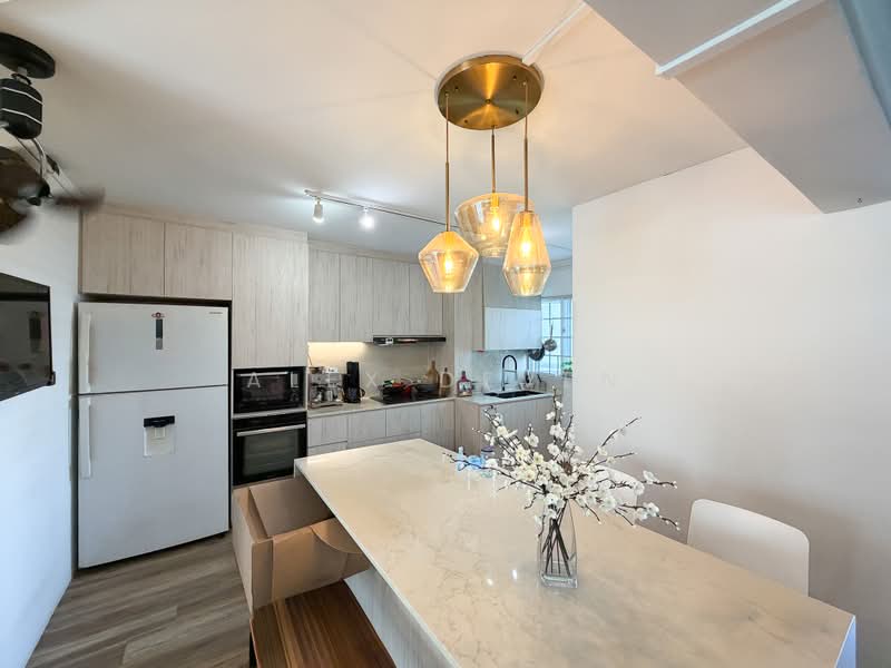 334 Ubi Avenue 1, 334 Ubi Avenue 1, 3 Bedrooms, 1,571 sqft, HDB Flat For Sale, by Alex Deven, 500207315 - Kitchen - PropertyGuru.com.sg
