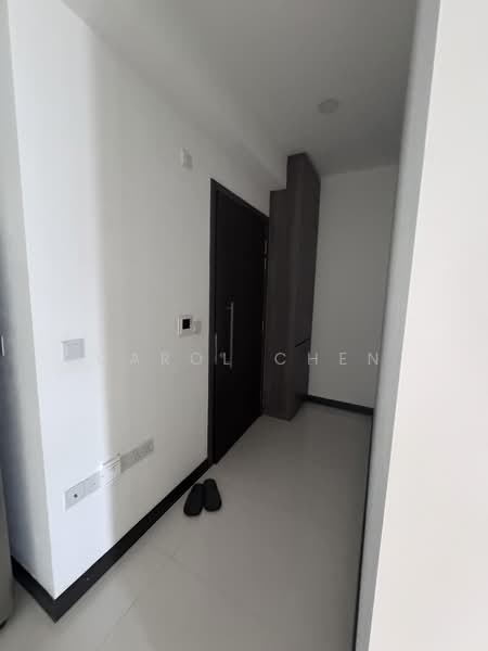 Sundance Suites, 12 Duku Place, 2 Bedrooms, 603 sqft, Condominium For Rent, by Carol Chen, 500207320 - Entrance - PropertyGuru.com.sg