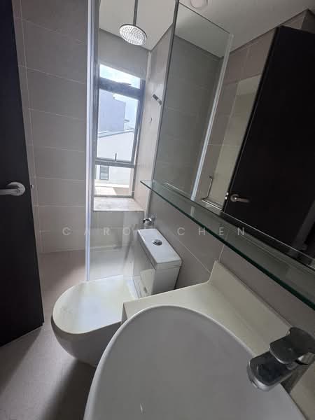 Sundance Suites, 12 Duku Place, 2 Bedrooms, 603 sqft, Condominium For Rent, by Carol Chen, 500207320 - Bathroom - PropertyGuru.com.sg