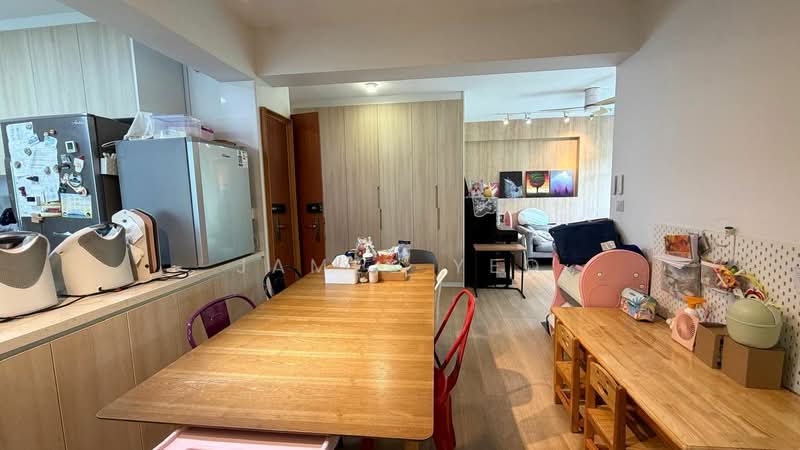 70A Telok Blangah Heights, 70A Telok Blangah Heights, 3 Bedrooms, 1,001 sqft, HDB Flat For Sale, by James Yeo, 500207322 - Dining Room - PropertyGuru.com.sg