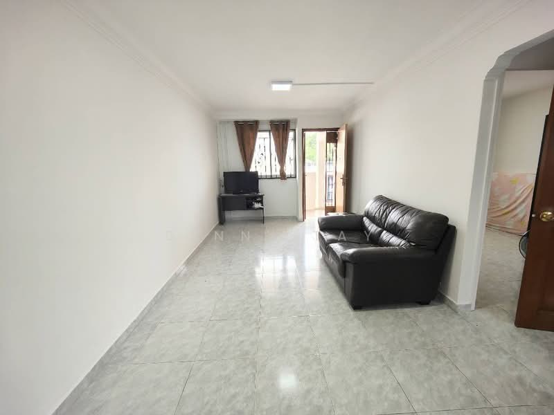 423 Bukit Batok West Avenue 2, 423 Bukit Batok West Avenue 2, 2 Bedrooms, 732 sqft, HDB Flat For Sale, by Benny Tay, 500207326 - PropertyGuru.com.sg