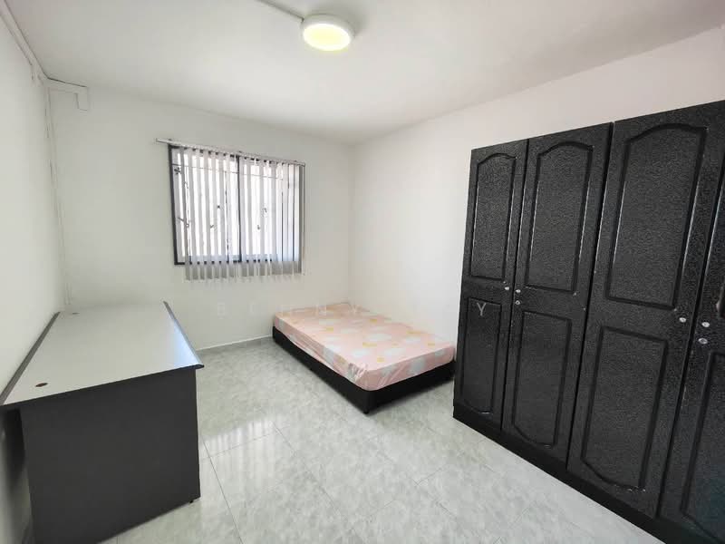 423 Bukit Batok West Avenue 2, 423 Bukit Batok West Avenue 2, 2 Bedrooms, 732 sqft, HDB Flat For Sale, by Benny Tay, 500207326 - PropertyGuru.com.sg